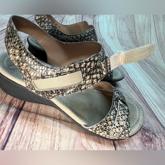 Umbero Raffini Yasmin Animal Sandals Shoe Size 36 or 5.5 US - Picture 5 of 6